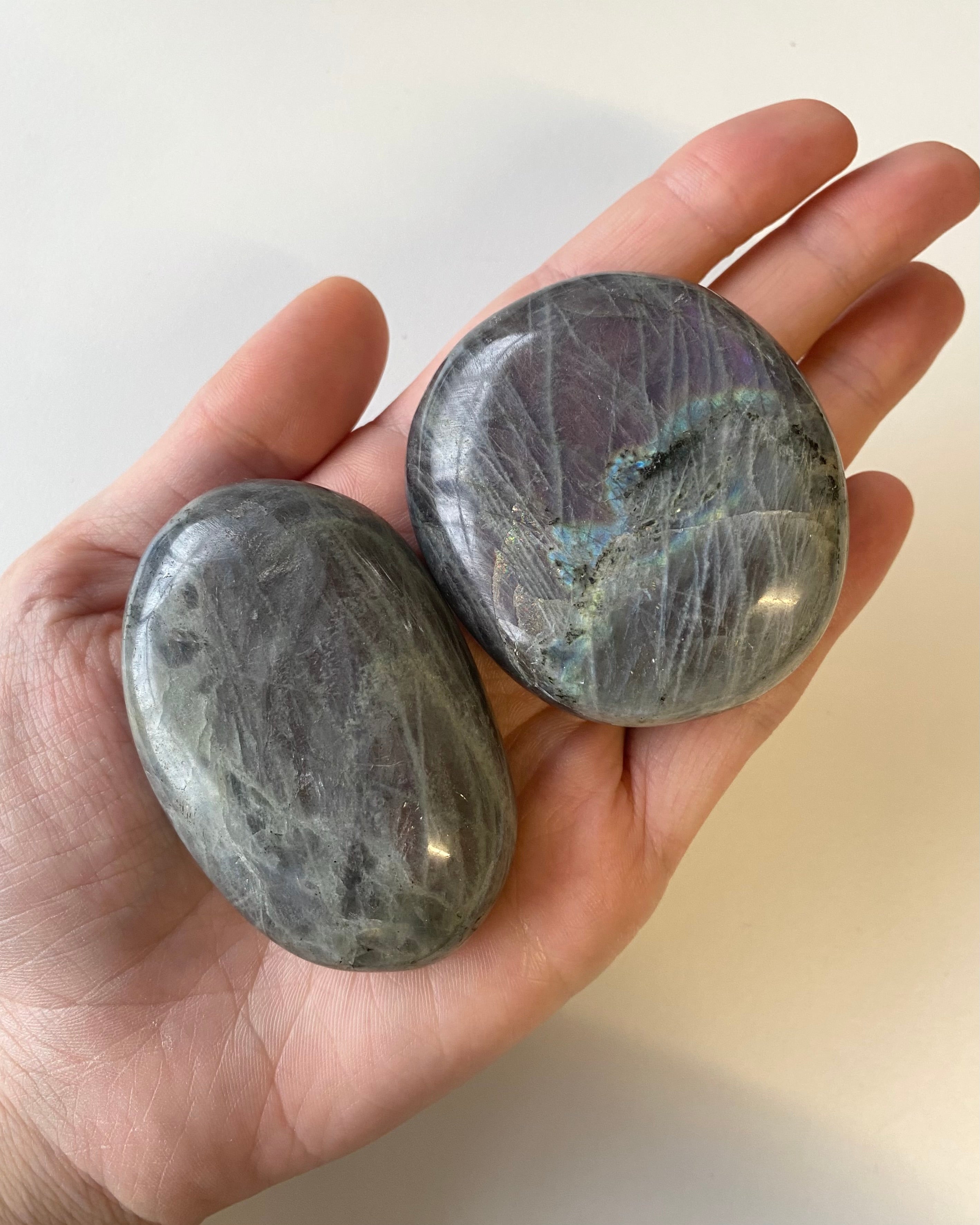 Palmstone in Labradorite